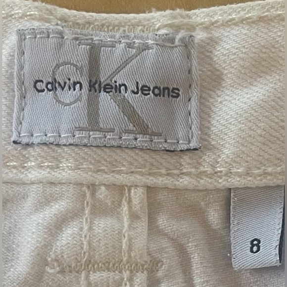 Calvin Klein white Jeans, size 8, inseam is 30” - Picture 7 of 7